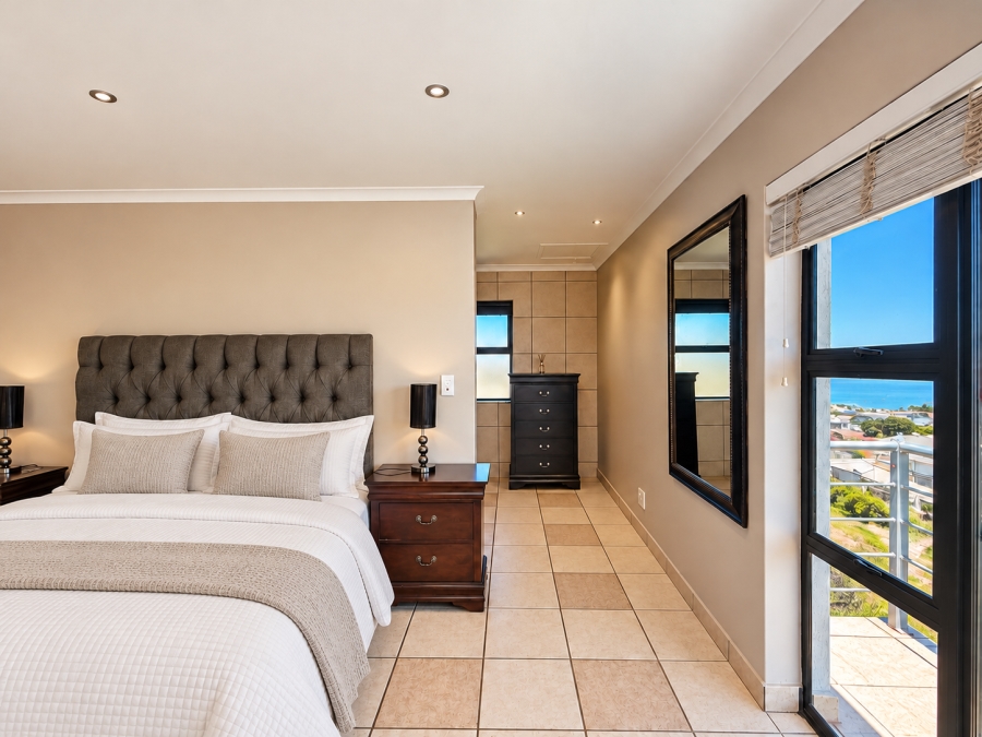 To Let 3 Bedroom Property for Rent in Myburgh Park Western Cape